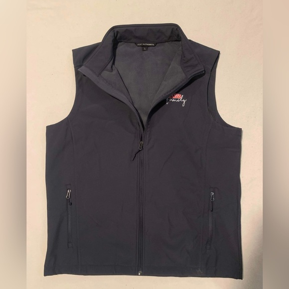 LG Rent-2-Own Vest - Picture 2 of 3